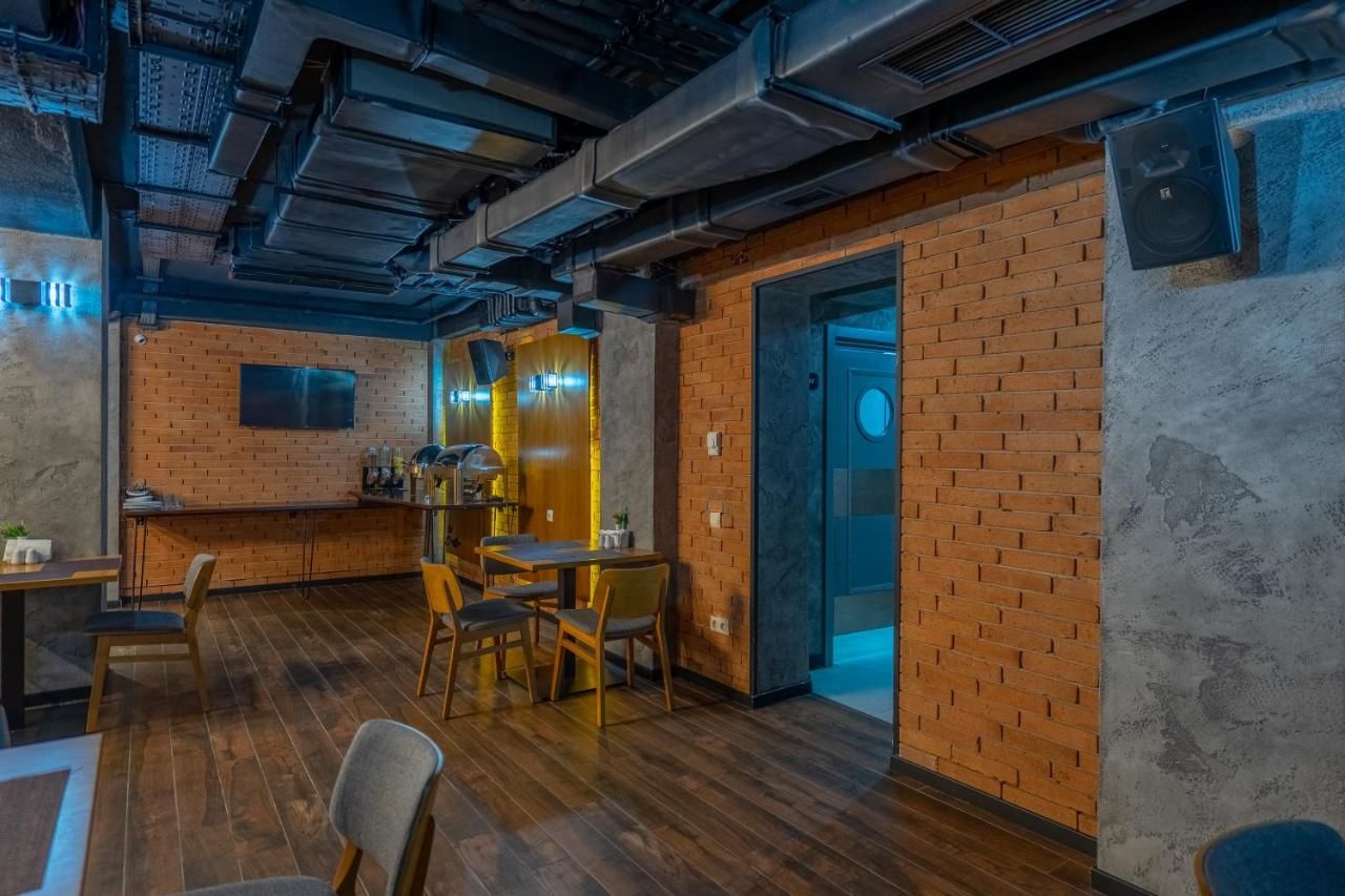 Отель Hotel Atlas Abashidze Тбилиси-40