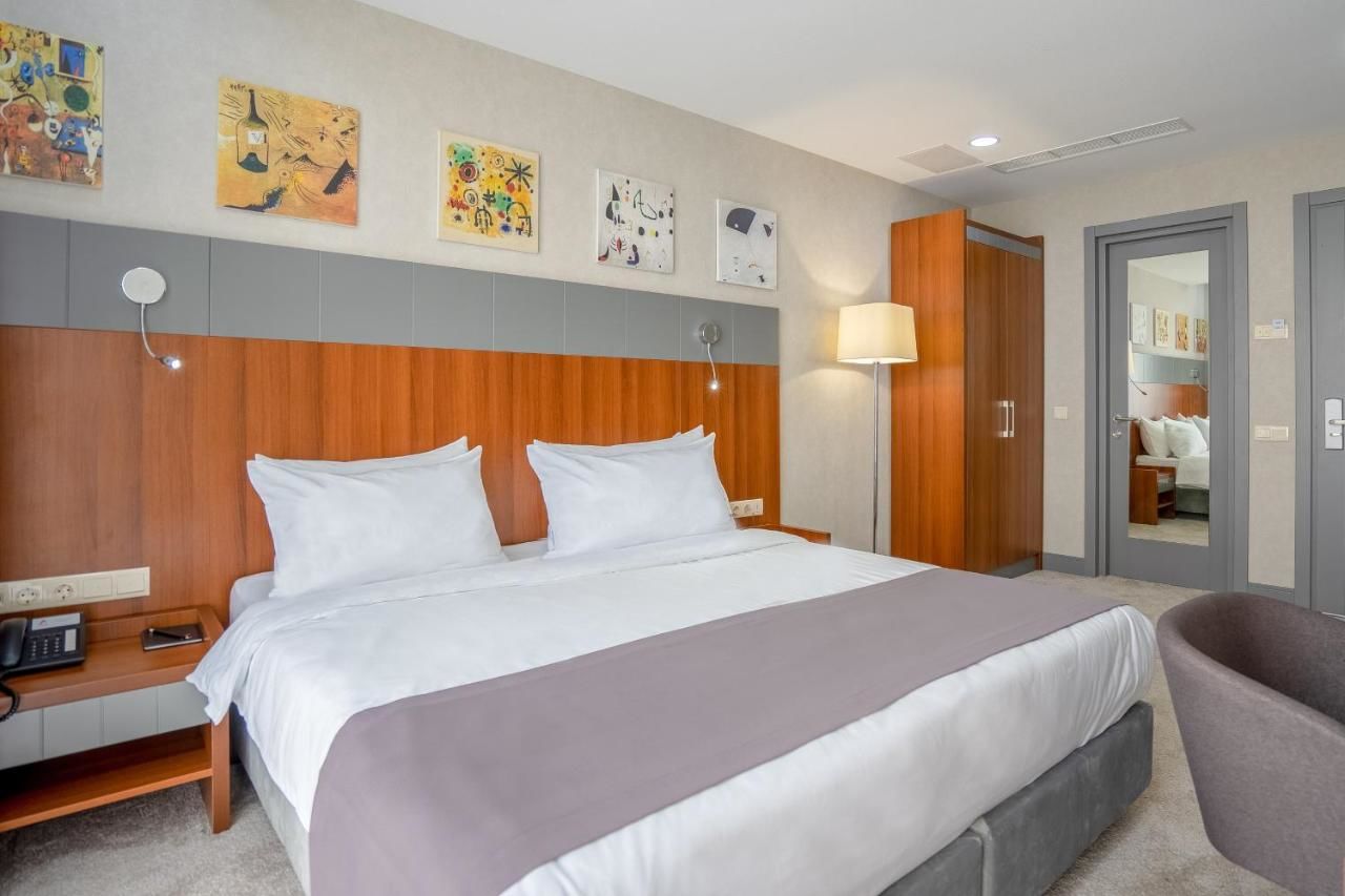 Отель Hotel Atlas Abashidze Тбилиси