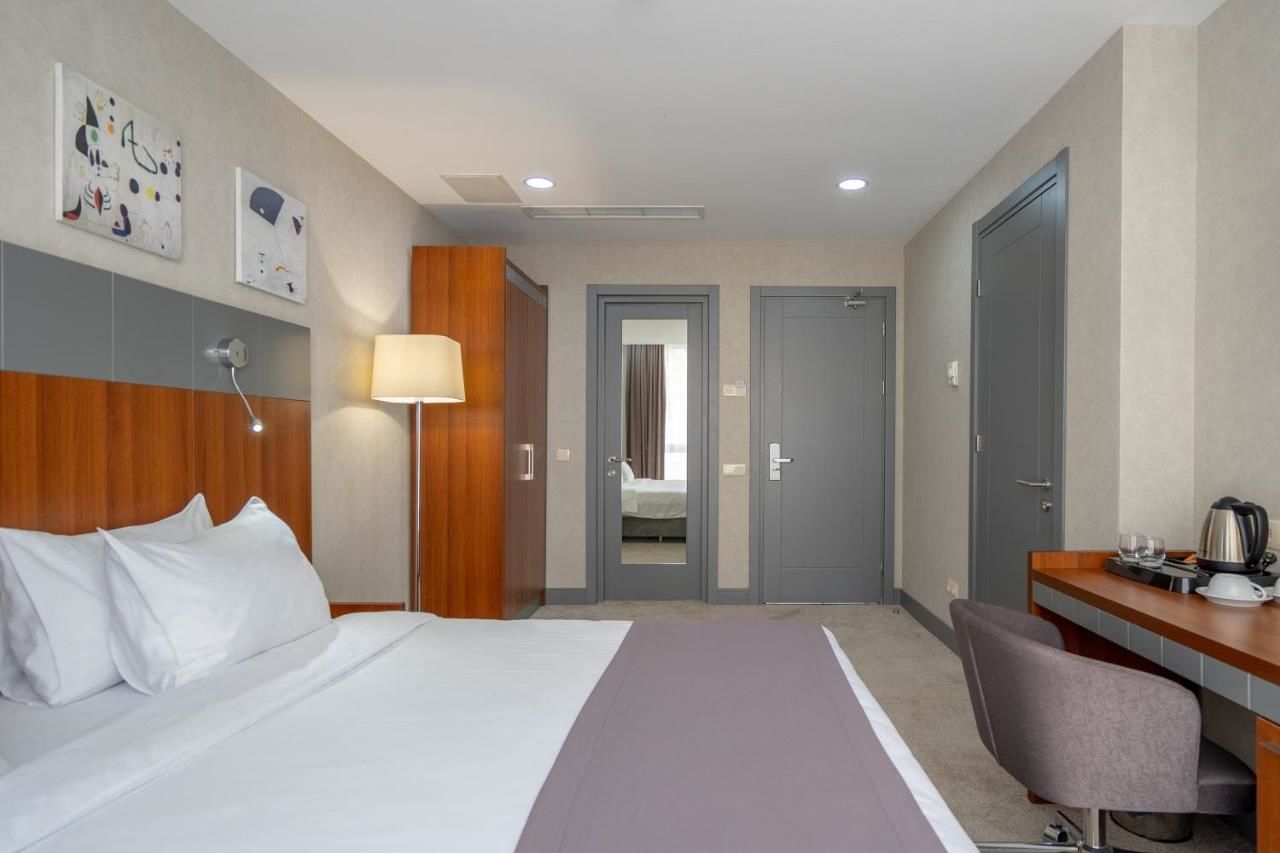 Отель Hotel Atlas Abashidze Тбилиси