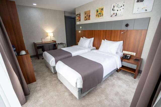 Отель Hotel Atlas Abashidze Тбилиси-13